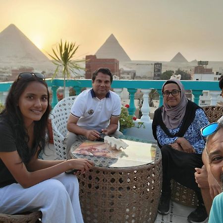 Pyramids Temple Guest House Kafret el-Gabal Екстериор снимка
