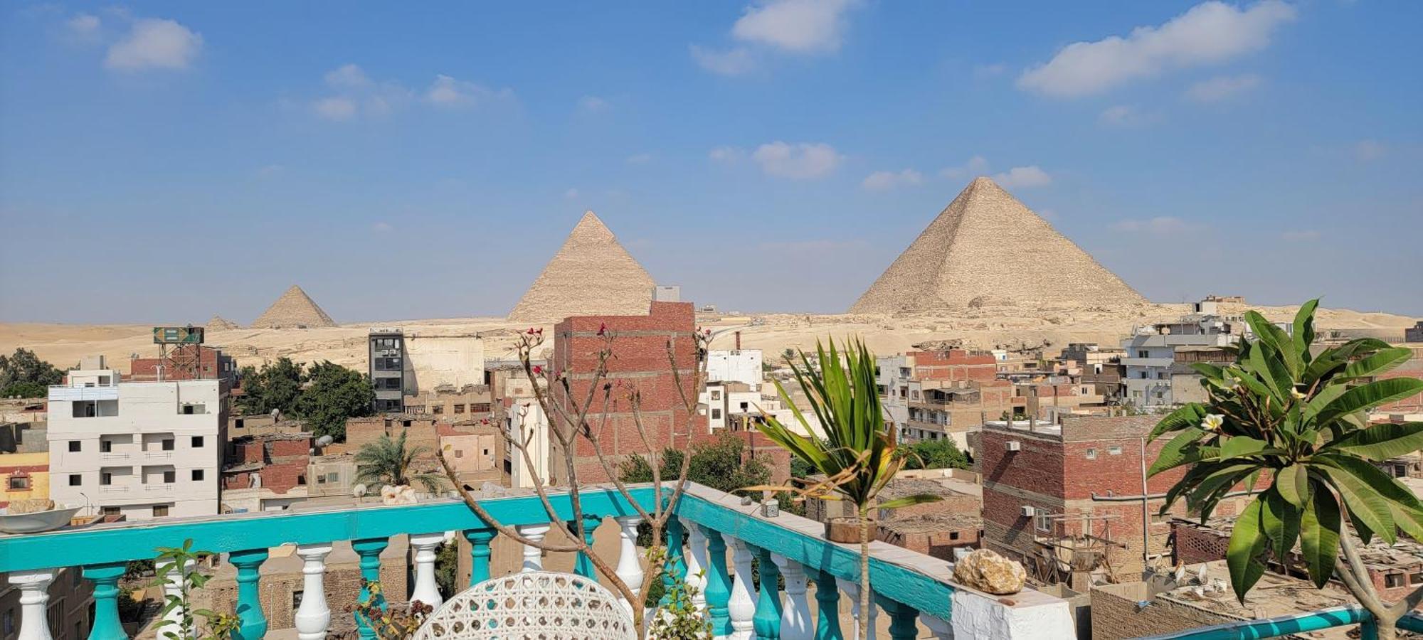Pyramids Temple Guest House Kafret el-Gabal Екстериор снимка